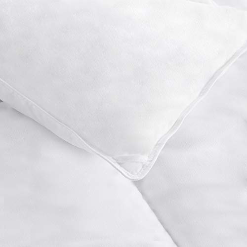 Image of Amazon Basics White Down Alternative Comforter and Duvet Insert with Corner Tabs, Machine Washable, Twin, Light