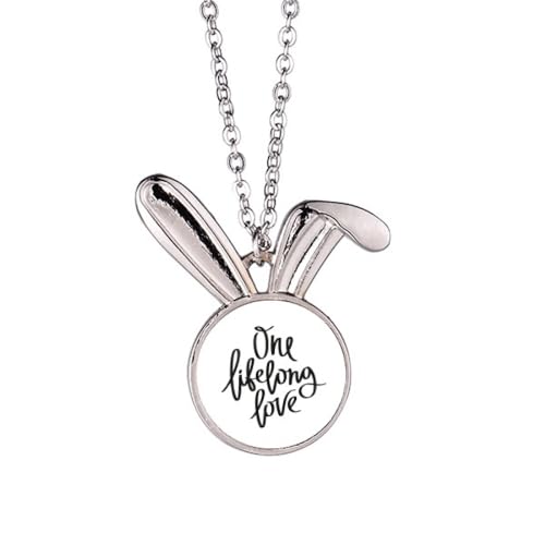 Collier lapin symbole d'amour éternel avec sa citation romantique gravée
