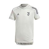 Los productos deportivos de la marca Adidas están diseñados para que disfrutes de tu deporte favorito sin preocuparte de nada más que rendir al máximo.