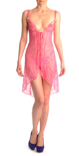 Lingerie de nuit femme avec nuisette en dentelle et culotte assortie