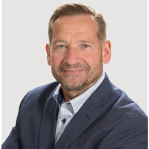 Martin Alejandro Landreau, CFO, ULMA Form Works Inc. Podcast Por  arte de portada