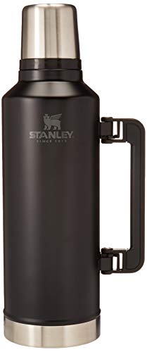 Stanley Classic Legendary Vacuum Insulated Bottle 2.0qt