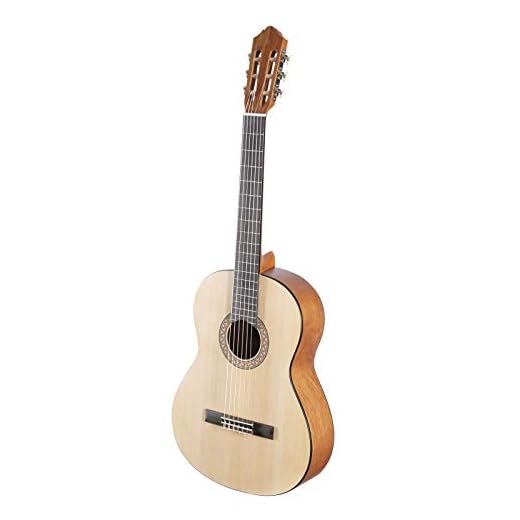 1. Violão Nylon C40MII - Yamaha