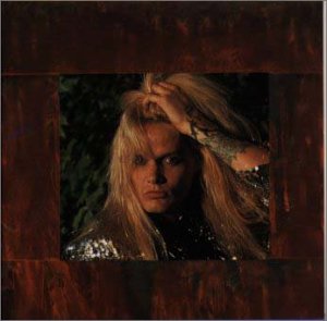 セバスチャン・バックの伝説的ライブ盤!『BRING `EM BACH ALIVE!』の セバスチャン・バックの伝説的ライブ盤!『BRING `EM BACH ALIVE!』の