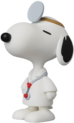 Peanuts: Doctor Snoopy Series 15 Ultra Detail Figure