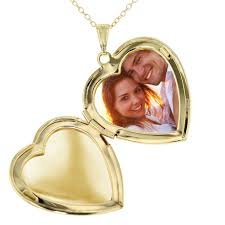 Memoir 24KT Gold Plated Chain with Heart Shaped Openable Photo Locket with Pendant Jewellery for Women and Men (22 inch) (B01E3K6E6G) Amazon Price History, Amazon Price Tracker