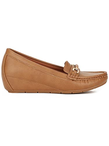 Image of Bata Women Zaynab Loafers, Nude, (6510177)