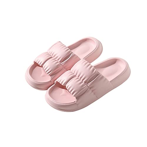 Chaussures de maison épaisse pour des moments de détente absolus