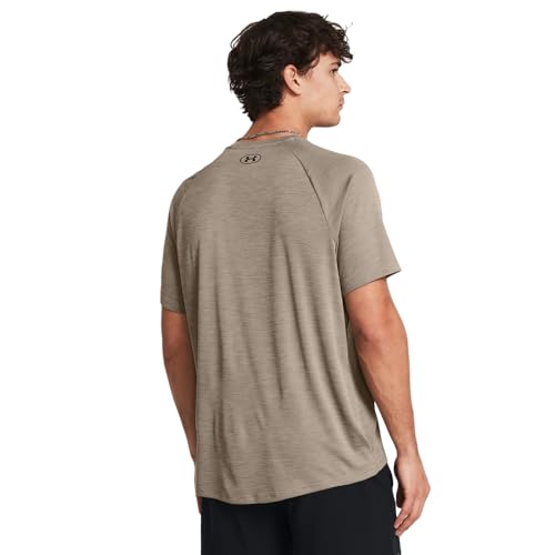 Under Armour Men's Tech Textured Short Sleeve T Shirt2