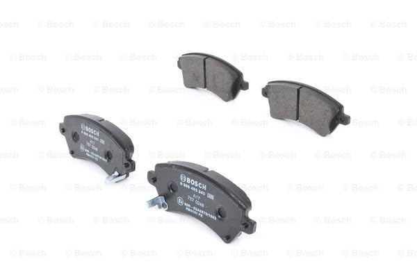 Bosch Fren Balatası Ön Toyota Corolla E12 1.4 Vvt-I 01-07, 1.6 Vvt-I 02-06, 1.8 Vvtl-I Ts 01-07, 1.4 D 04-07, 2.0 D-4D 02-07 986495243 BP1541