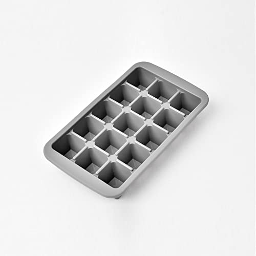 Forma de Gelo de Silicone 15 Cubos com Tampa James.F Cinza 20X12X3CM