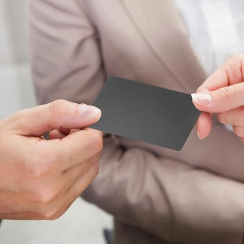 SEUICYNE 250 Stück Metall Visitenkarte Schwarz, 8.6x5.4cm, 0.21mm Dick Aluminium Rohlinge, Metall Karten Namenskarte Lasermarkierung Graviertes Business Card, Wasserfestes Aluminium für Büro, Office