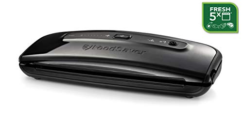 FoodSaver FFS001X Macchina per Sottovuoto Alimenti, 6 Sacchetti Pretagliati, 1 Tubo per l'Aspirazione dell'Aria da Contenitori e Accessori, Aspirazione e Sigillatura Automatica, Nero