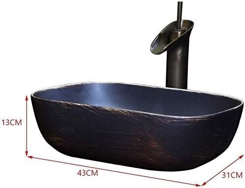 Lavabo rectangular moderno para un baño principal de diseño minimalista 5