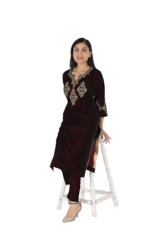 Image of Exquisite Elegance Velvet Kurta Set for Women - Luxurious Style, Unmatched Sophistication