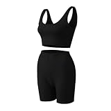 Completo sportivo top e pantaloncini