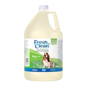 PetAg Fresh ’n Clean Oatmeal ’n Baking Soda Shampoo – Tropical Fresh Scent (10:1 Concentrate) – 1 Gallon – Nurtures Dry, Itchy Skin with Vitamin E & Aloe – Strengthens & Repairs – Soap Free