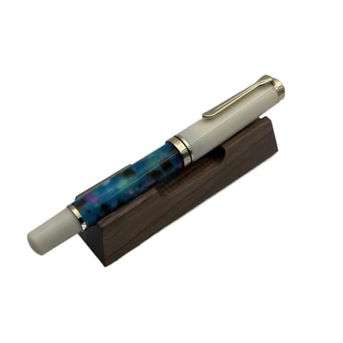 Stylo plume à piston en acrylique - Le cadeau de bureau élégant avec clip doré