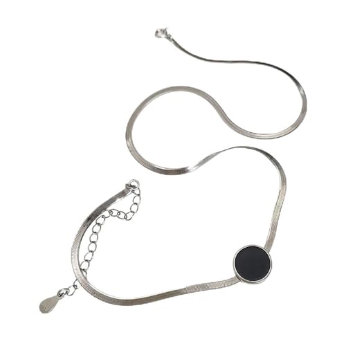 Collier argent femme anti-ternissement avec sa chaîne courte de clavicule assortie à tout