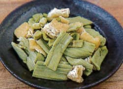 Amazon.co.jp: いたどり 500g（塩漬け 冷凍）／春の山菜／山菜の里
