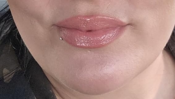 Amuse SEOUL Lip Smudger (00 SHADING) - Natural Shadow Beige, Lip Liner Pencill, Creamy Lip Crayon, Smooth Velvet Texture, Multi-Use Lipliner, Overlip Line Color, Vegan, Korean Beauty