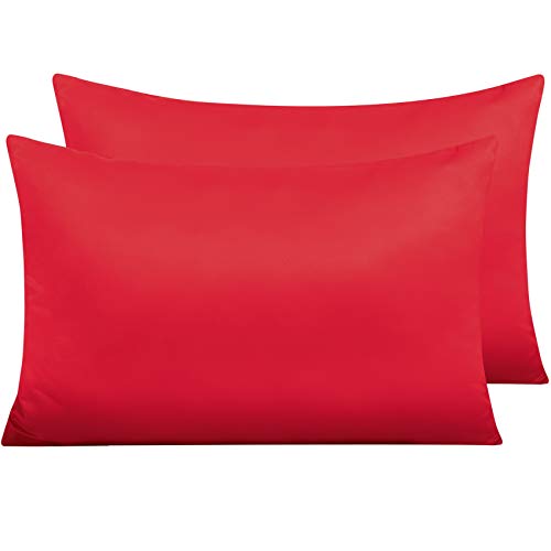 NTBAY 2 Pack Zippered Satin Pillow Cases for Hair and Skin Luxury Standard Hidden Zipper Pillowcases Set of 2 50x75 cm Red