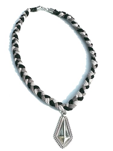 Pendentif en argent chic pour femme avec ras-du-cou tressé à porter au quotidien