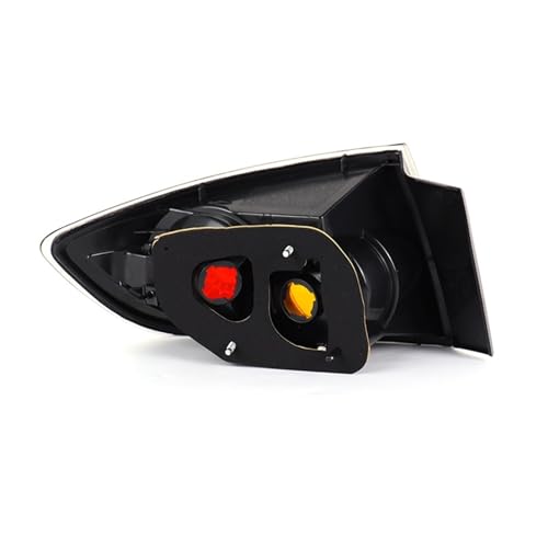 Boîtier feu arrière cassé Mazda 3 Berline solution coque gauche