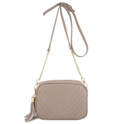 Image of Simple Shoulder Crossbody Bag With Metal Chain Strap And Tassel Top Zipper