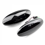 Temps de réponse marche/arrêt plus rapide pour une sécurité de conduite accrue. Clignotant à LED à effet fluide intégré, pour une signalisation optimale. Ce feu de position fumé confère à votre voiture une allure sportive et agressive.