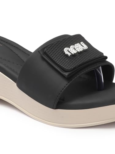 Image of CHINRAAG Women Hill Sandles For Woman