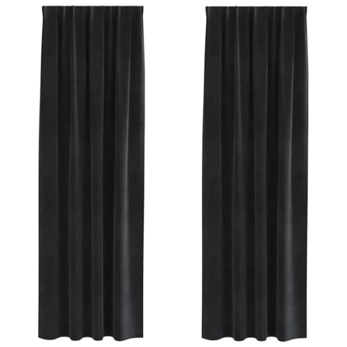 Rideaux occultants noirs en velours pour une chambre cosy et design