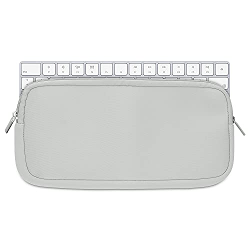 PROTEZIONE TASTIERA: grazie ai ritagli precisi, la tastiera senza fili si inserisce e rimuove in modo semplice e veloce dalla custodia portatile. Leggera e sottile, la borsa per tastiera è perfetta per trasporti frequenti.