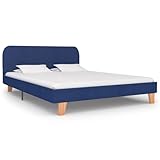 Les pieds en bois ajoutent une plus grande résistance au lit. En outre, recouvert de tissu résistant, le lit dégage un aspect accueillant et est facile à nettoyer. Ce tour de lit convient à un matelas de 140 x 200 cm.