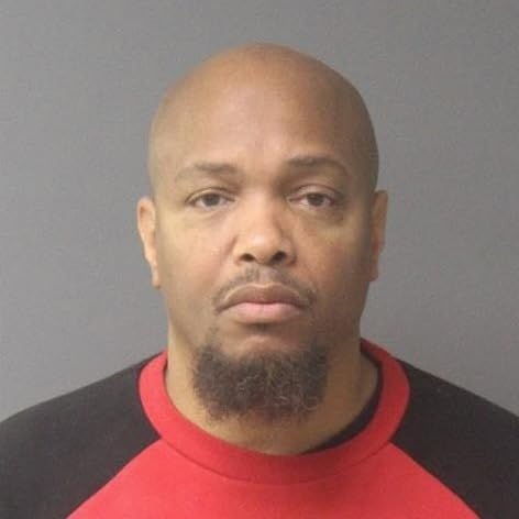 Juvenile lifer who was released in 2018 is sentenced for stealing $95K in COVID relief funds Podcast Por arte de portada