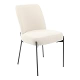 En tissu bouclette blanc cassé imitation laine de mouton, cette chaise trouvera sa place dans un intérieur zen, cosy et lumineux.