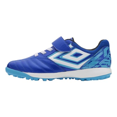 Umbro アクセレイタ JR ワイドの足幅設計を示す側面図