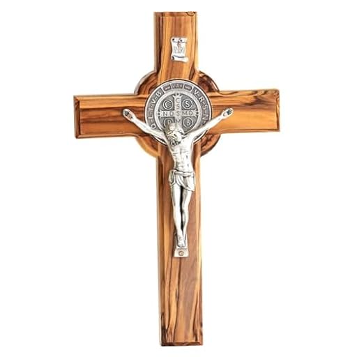 KASSIS Crucifijo de San Benito hecho a mano - Cruz de pared de madera de olivo de 16 cm - Regalo sostenible para confirmación, comunión y bautizo - Decoración religiosa, bendición para el hogar | Ya disponible en tu tienda friki favorita! En mundofriki.es!