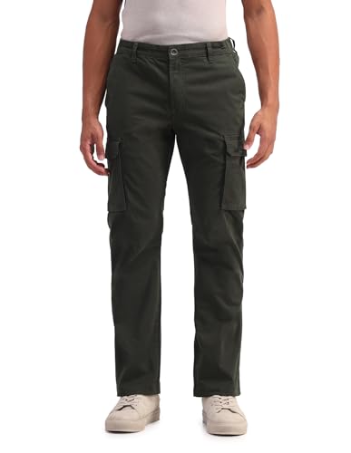 Image of U.S. Polo Assn. Denim Co. Men's Green Solid Mid Rise Cotton Button Straight Fit Flat Front Slit Pocket Trousers