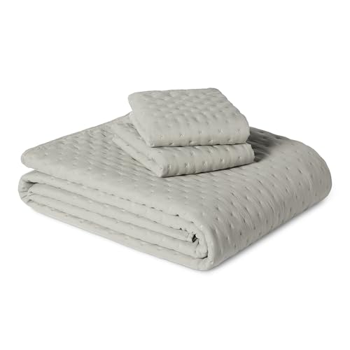 Image of Amazon Basics Brushed Microfiber Quilt Set, Extra Soft with Natural Texture, 3-Piece, King, Grey