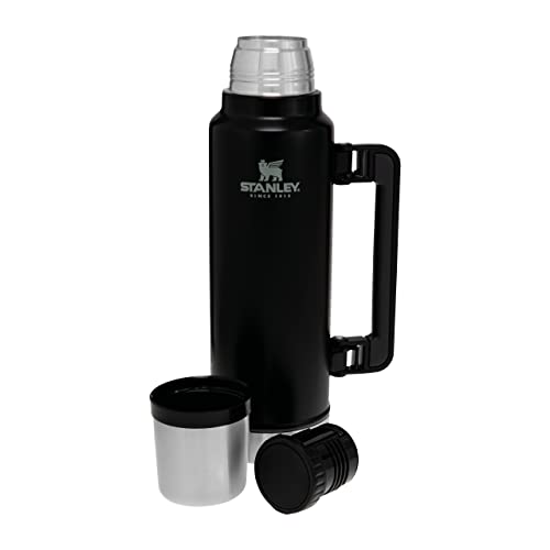 Stanley Classic Legendary Botella Termica 1.4L / 1.5QT Matte Black – Termo Cafe - Cantimplora Acero Inoxidable - Sin BPA - Mantiene Frío o Calor 40 Horas - Apto Para Lavavajillas