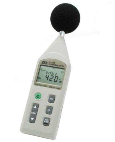 ARAST TES-1352S Programmable Sound Level Meter 30dB to 130dB with USB Cable, Micro SD CARD 4GB TES1352S LEOWE