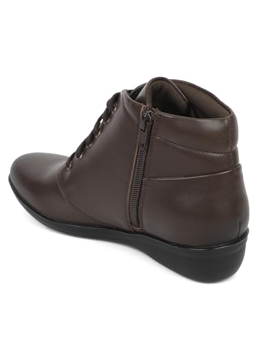 Image of ELLE Women's Comfortable lace Up Boot