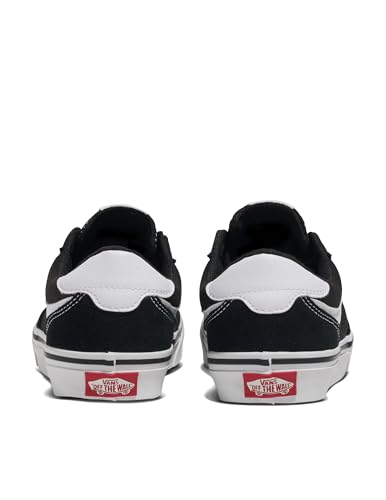 Vans Women's Laced Shoes3