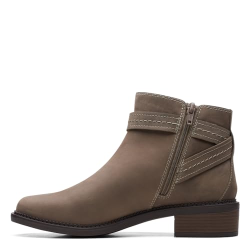 Image of Clarks womens 26168079-dark Tan L Uniform Dress Shoe