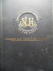 Paperback Small luxury hotels of the world 2001 directory Book