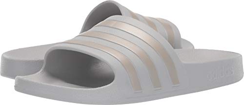 adidas (アディダス) レディース Adilette (アディレッタ) アクア スライドサンダル グレー/プラチナメタリック/グレー 5