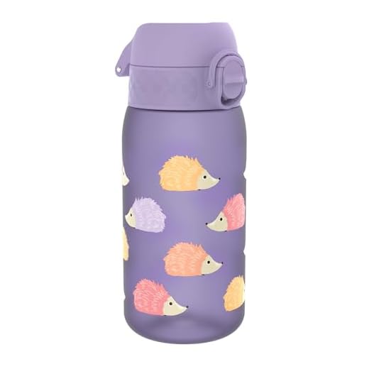 Ion8 Botella de Agua para Niños, 350ml, a Prueba de Fugas, Fácil de Abrir, Cerradura Segura, Apta para Lavavajillas, Sin BPA, Asa de Transporte, Fácil de Limpiar, Neutro en Carbono, Diseño Erizos