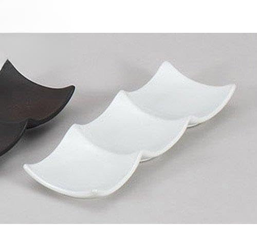 Set of 3 Condiment Dishes, White Porcelain Duke 3 Dishes [9.9 x 3.3 x 1.0 inches (25.2 x 8.4 x 2.6 cm)] Imported Product [Ryotei Ryokan Japanese Tableware Restaurant Commercial Utensils Tableware]