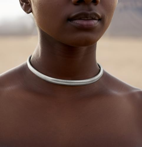 Badu Chunky Gold Stainless Steel Choker Necklace For Women Stretch Snake Shain Non Tarnish Gold Triple Necklace4